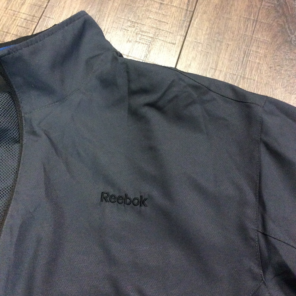 Gray Reebok Windbreaker - Picture 4 of 4